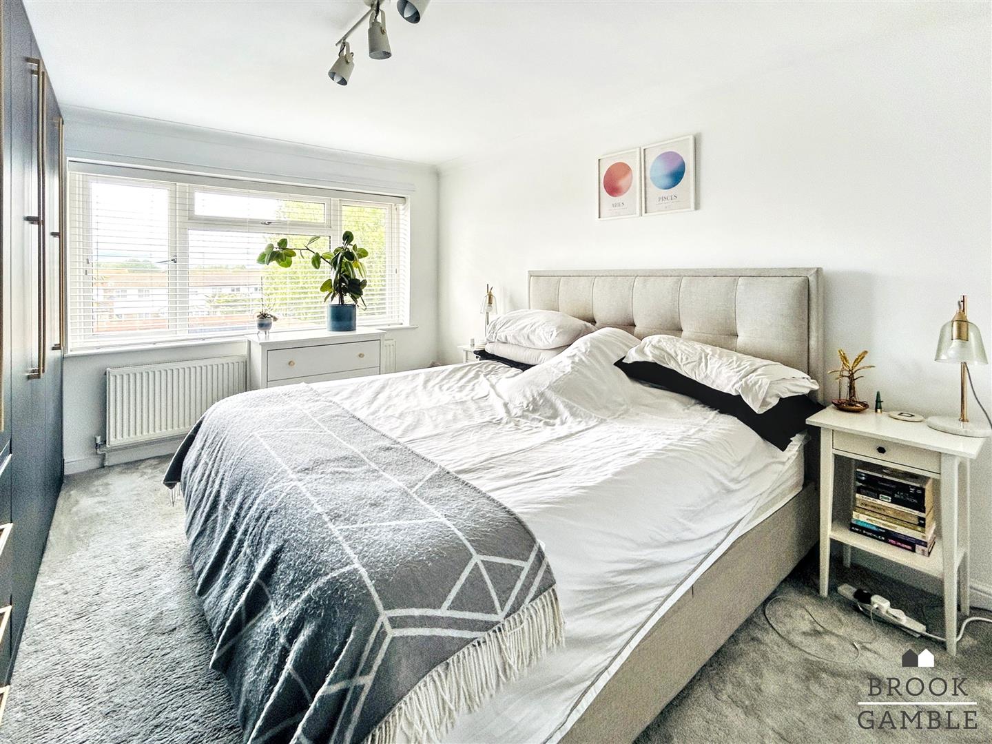 4 Bedroom House - Detached. Northbourne Road in Eastbourne, East Sussex 5